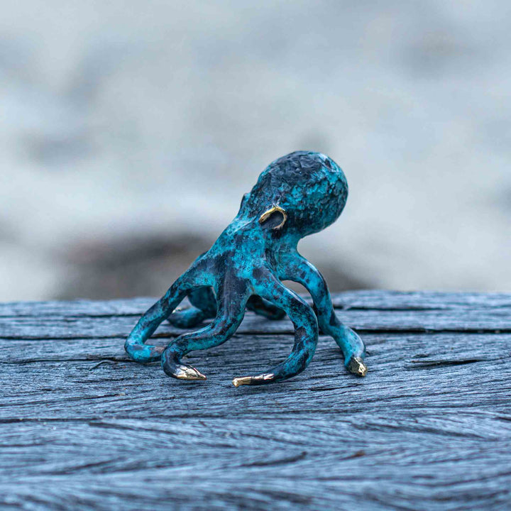 Medium Octopus | Aged Brass