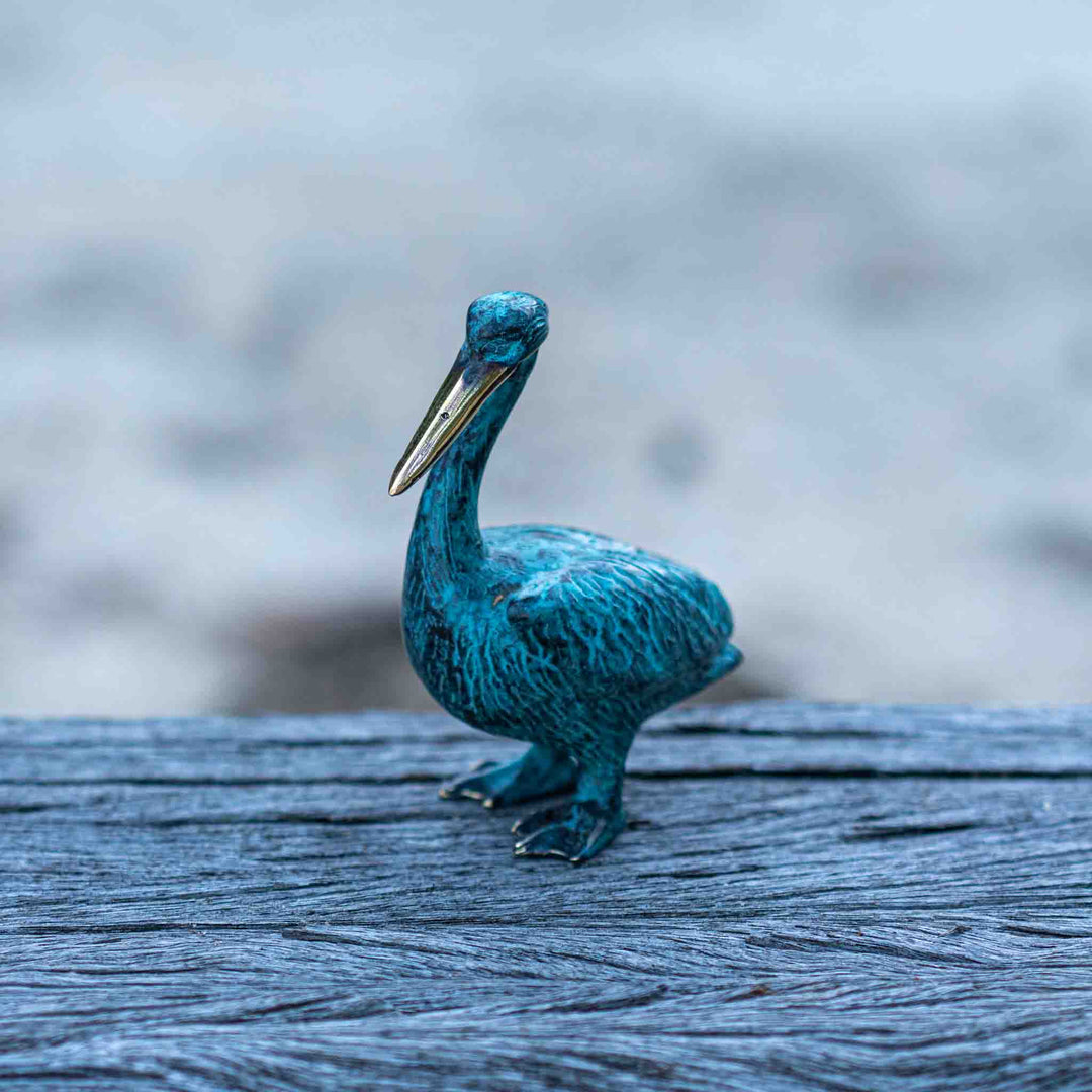 Medium Pelican | Aged Brass